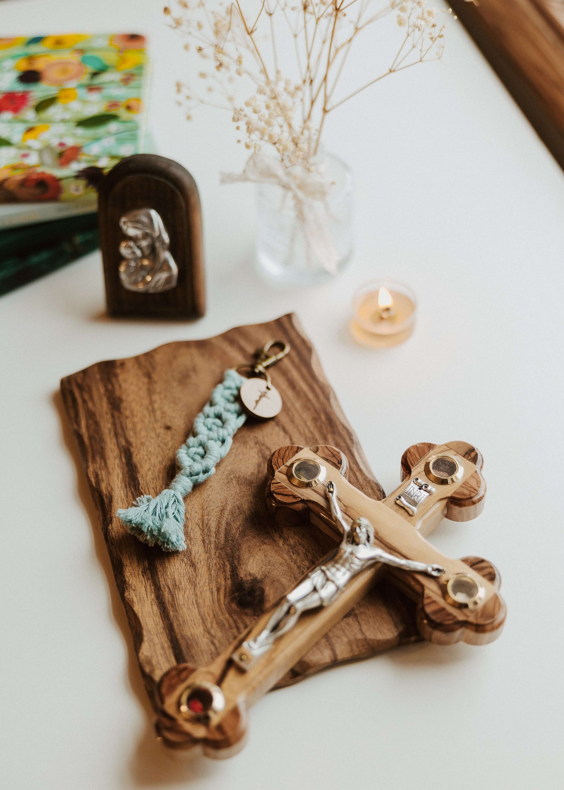 Crucifixion - Catholic Macrame Keychain