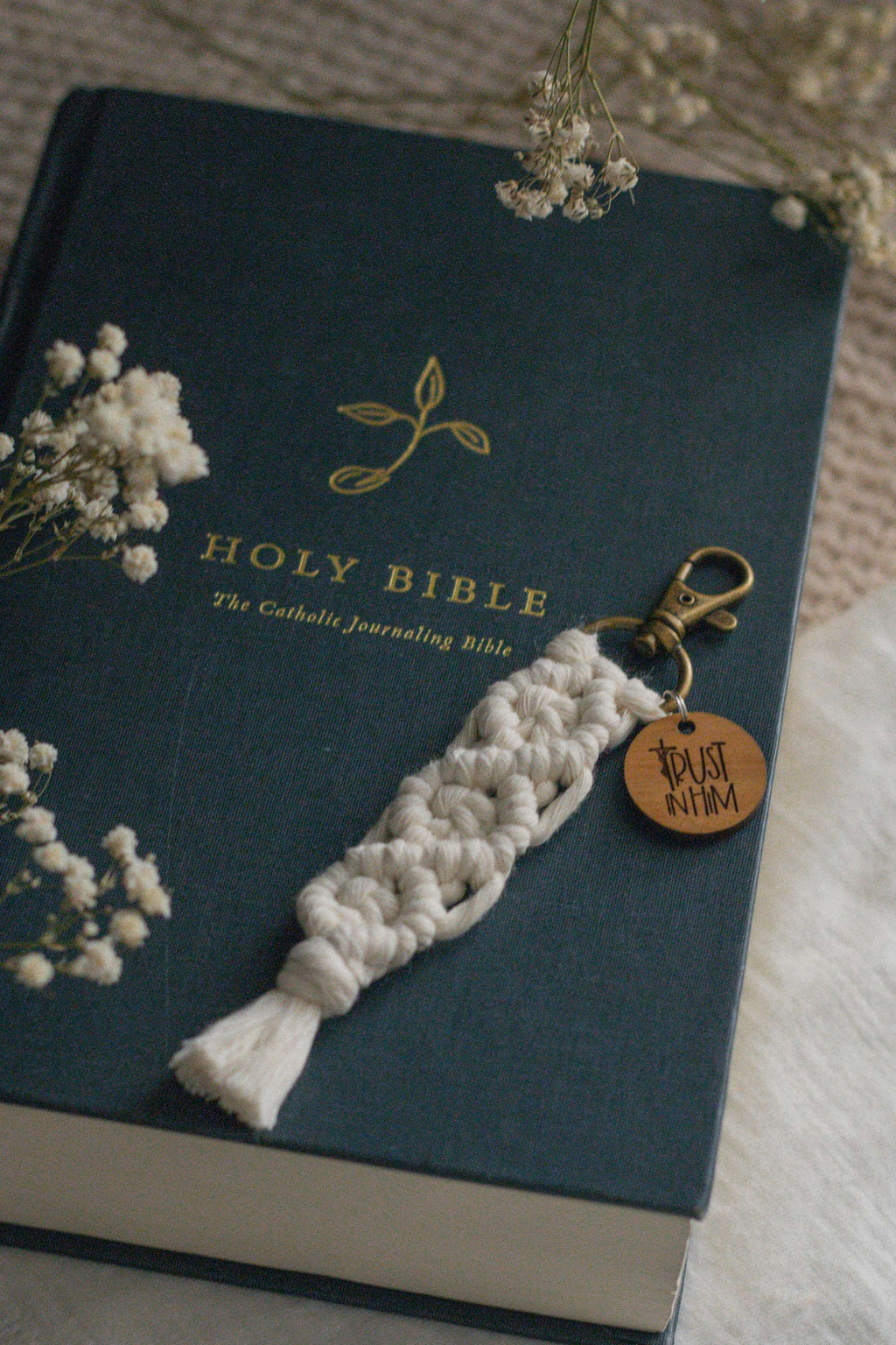Trust in Him - Catholic Macrame Keychain